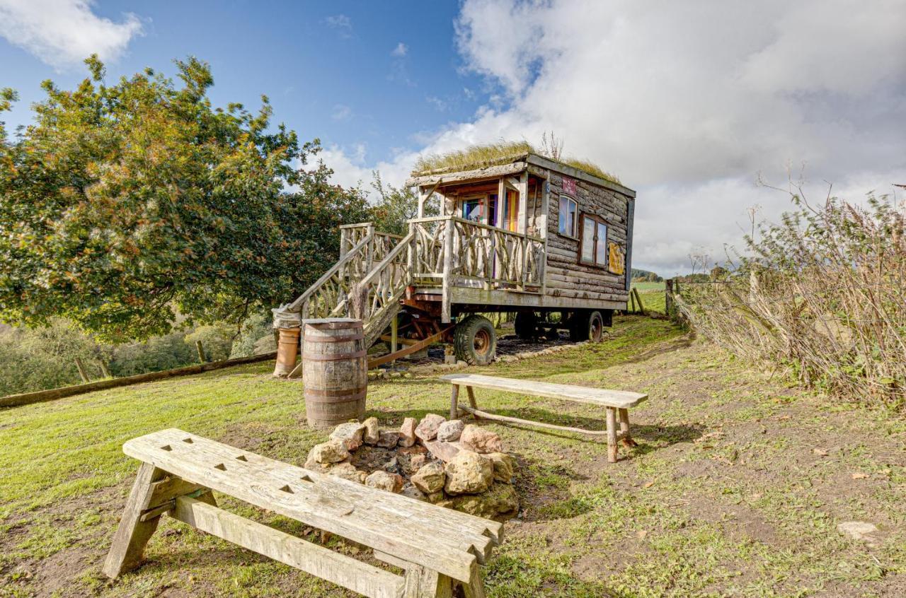 2X Double Bed - Glamping Wagon Dalby Forest Scarborough Extérieur photo